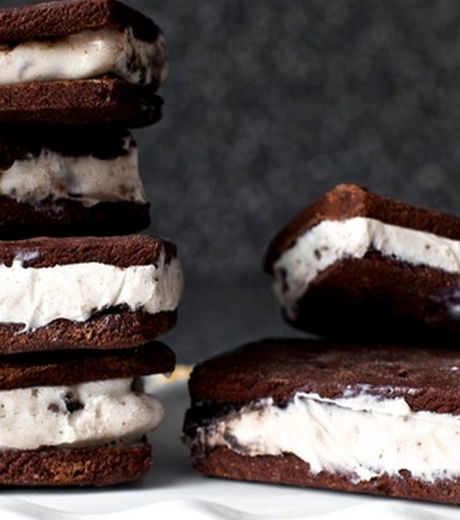 არაფერი შეედრება ცხელ ზაფხულში ნაყინის ცივ და უგემრიელეს დესერტს.